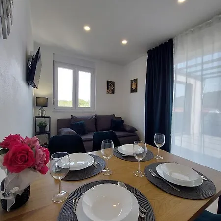 Amare Διαμέρισμα *