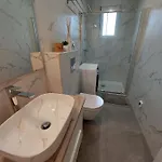 شقة Amare كالي